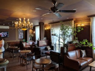 quán cafe serein